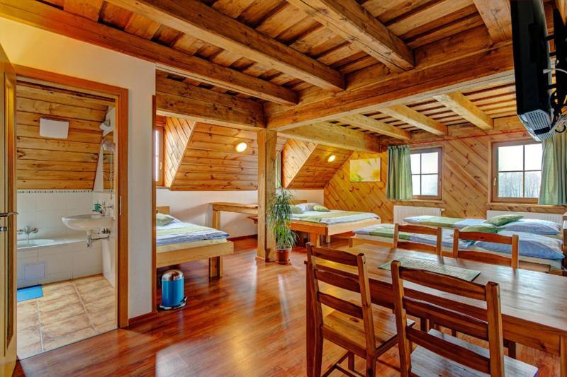 Hotel Leyla ฟริมบูร์ก ภายนอก รูปภาพ